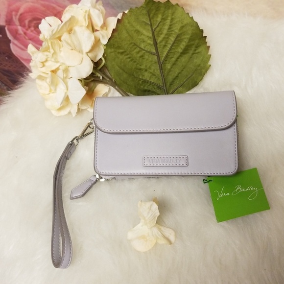 Vera Bradley Handbags - 🆕️ Vera Bradley smartphone wristlet